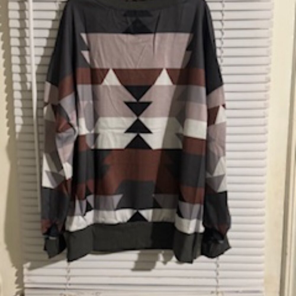 Women’s Lightweight Natural‑Tone Small Sweatshirt - Picture 5 of 5